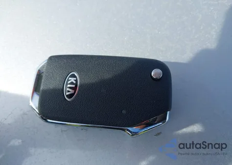 2021 Kia Forte Lxs z USA, uszkodzony, nr VIN 3KPF24AD9ME413853